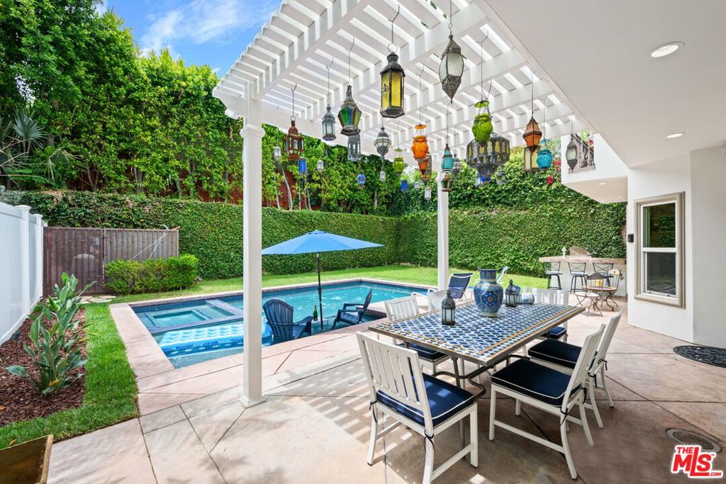 5419 Tampa Avenue Property Photo 10
