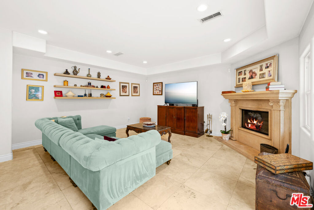 5419 Tampa Avenue Property Photo 16
