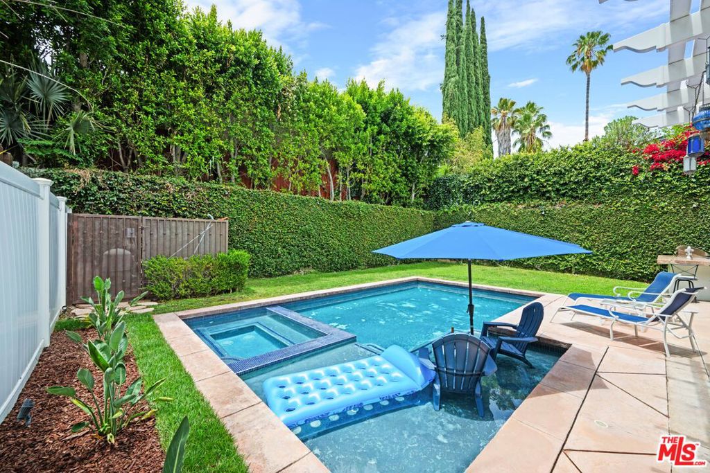 5419 Tampa Avenue Property Photo 38