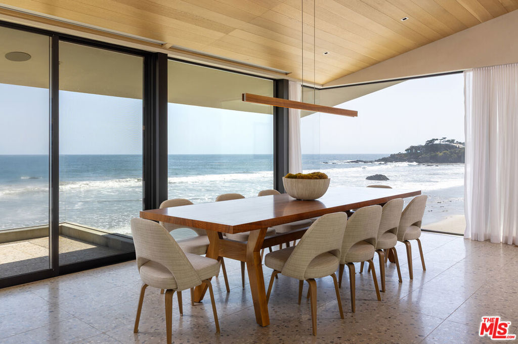 31388 Broad Beach Road Property Photo 6