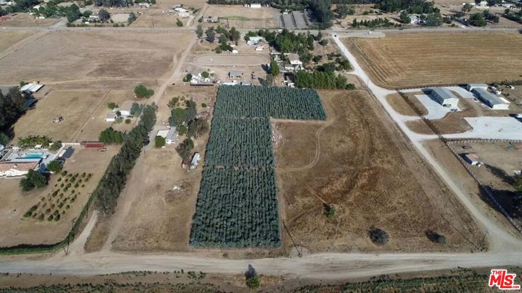 32430 Haleblian Road Property Photo 1