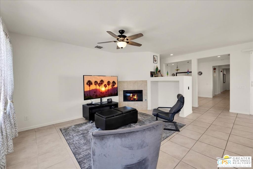 62466 N Starcross Drive Property Photo 11