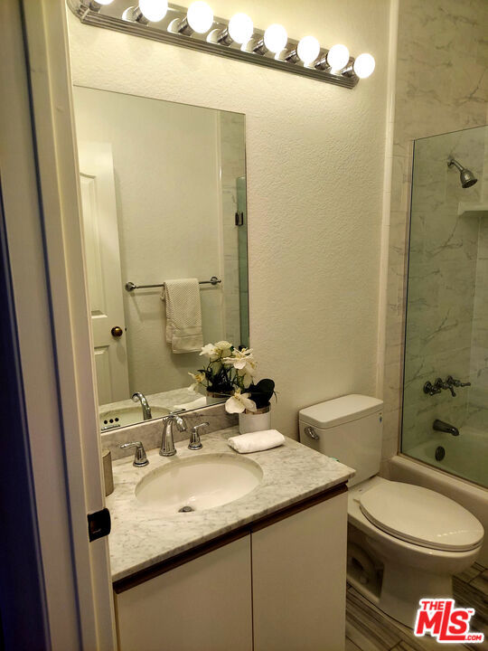 10650 Kinnard Avenue 211 Property Photo 19