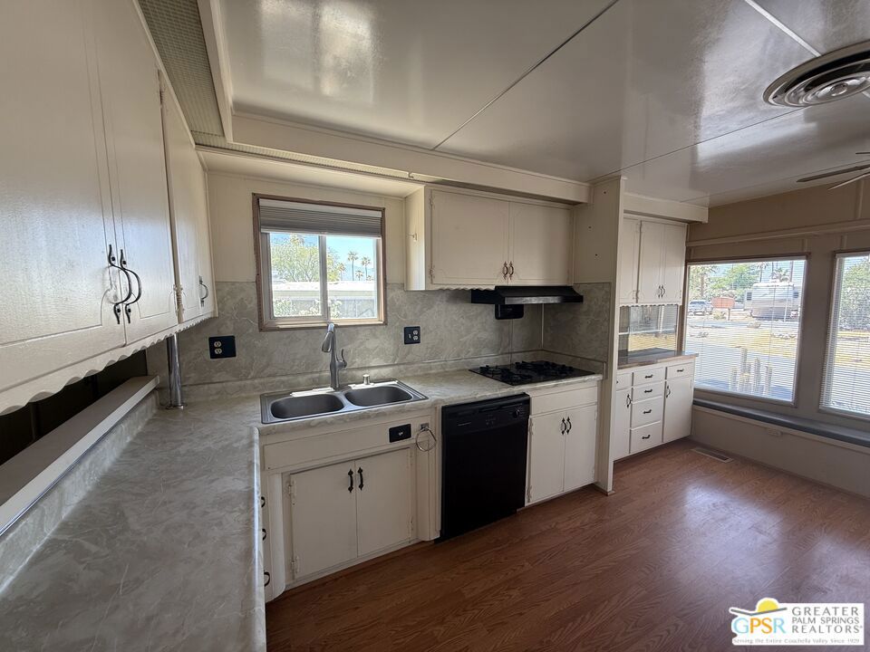 18801 Roberts Road 81 Property Photo 7