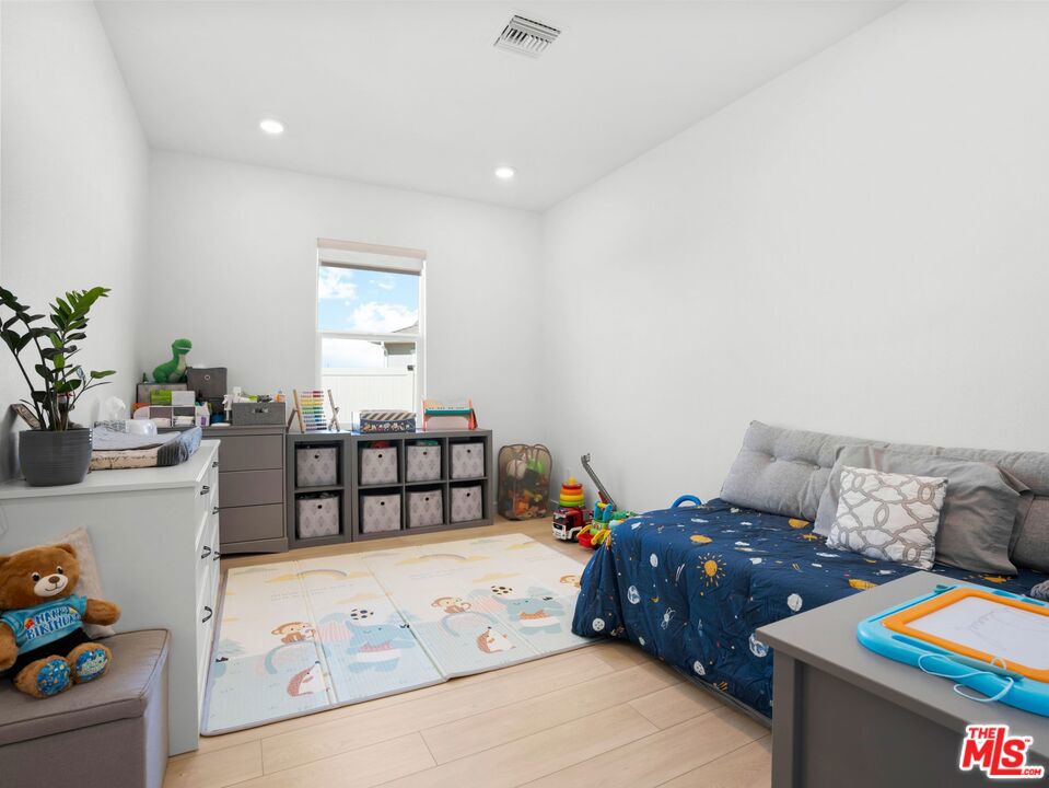 6359 Minford Street Property Photo 13