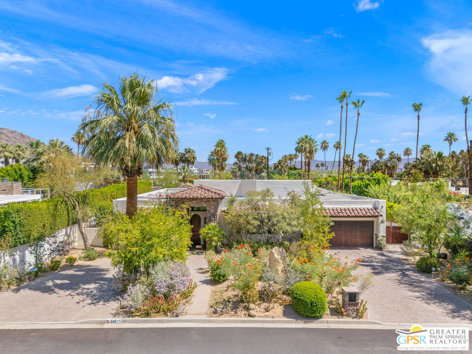 248 E Palo Verde Avenue Property Photo 10