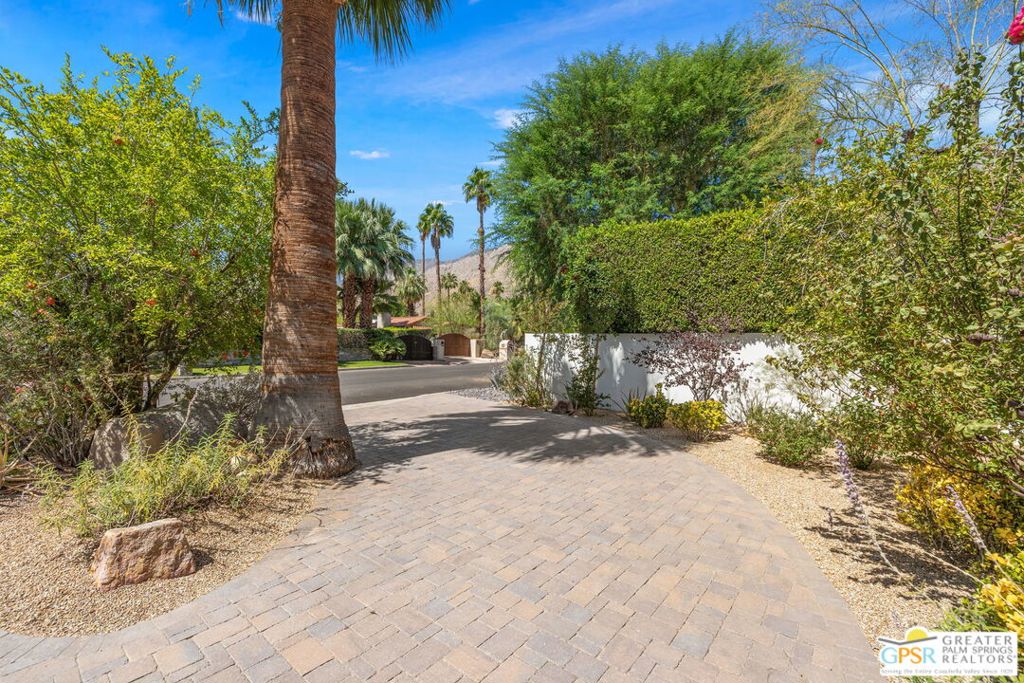248 E Palo Verde Avenue Property Photo 12