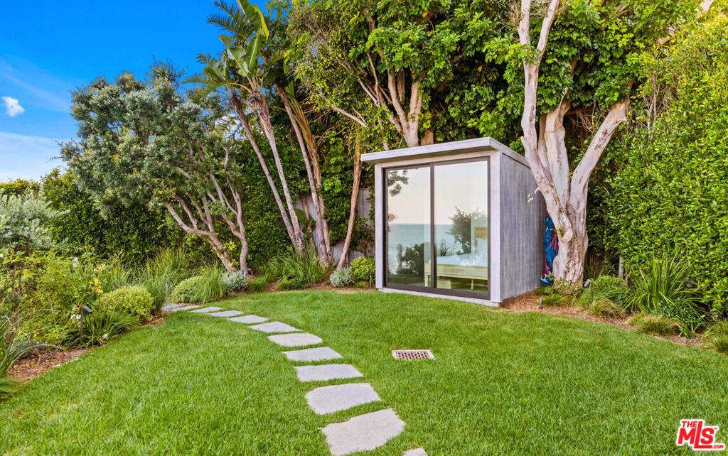26714 Latigo Shore Drive Property Photo 18