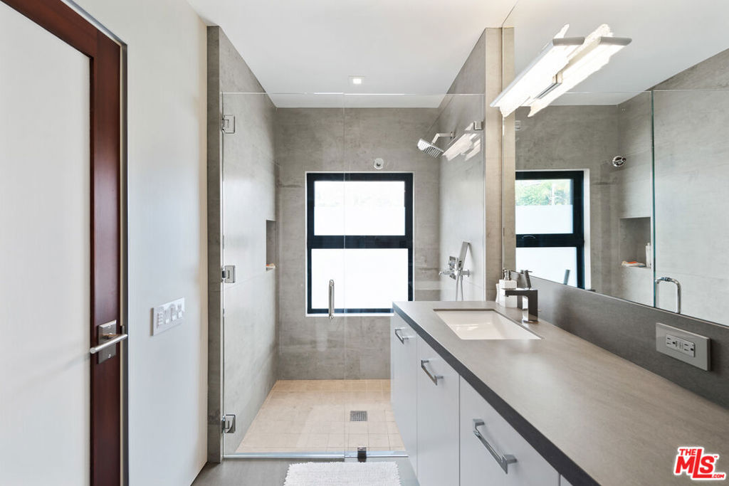 26714 Latigo Shore Drive Property Photo 41