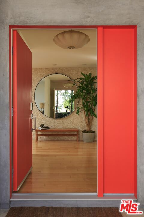 507 N Lucerne Boulevard Property Photo 4