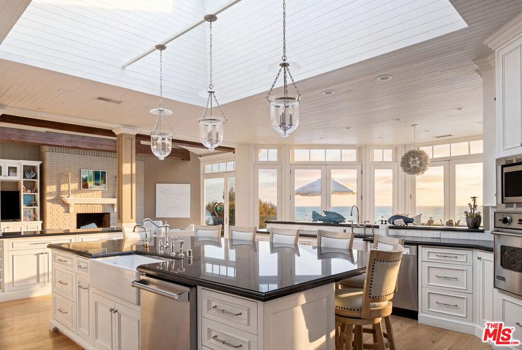30760 Broad Beach Road Property Photo 15