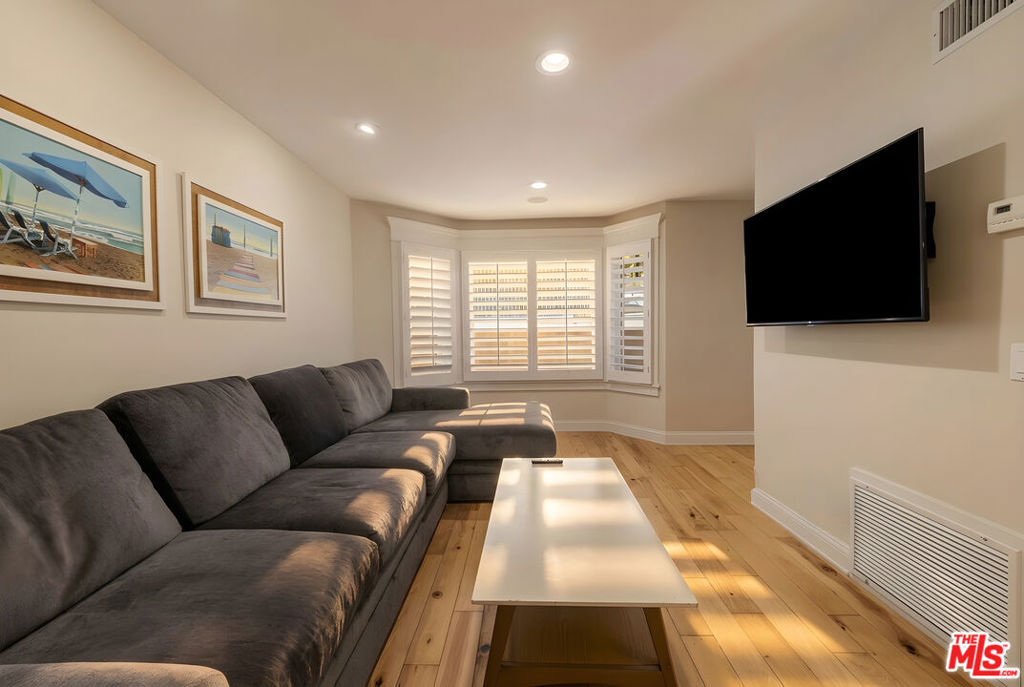 30760 Broad Beach Road Property Photo 38