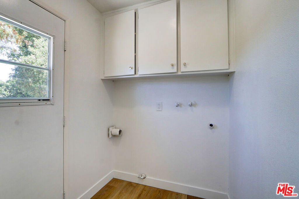 476 Jeanne Court Property Photo 35
