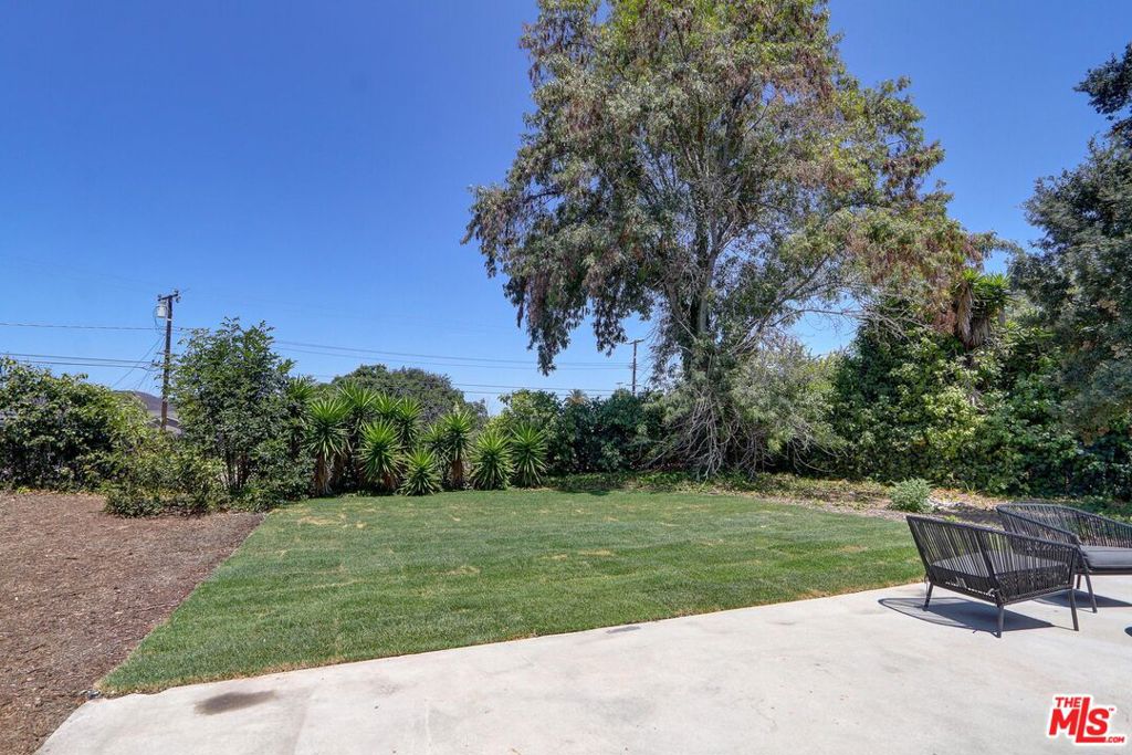 476 Jeanne Court Property Photo 43
