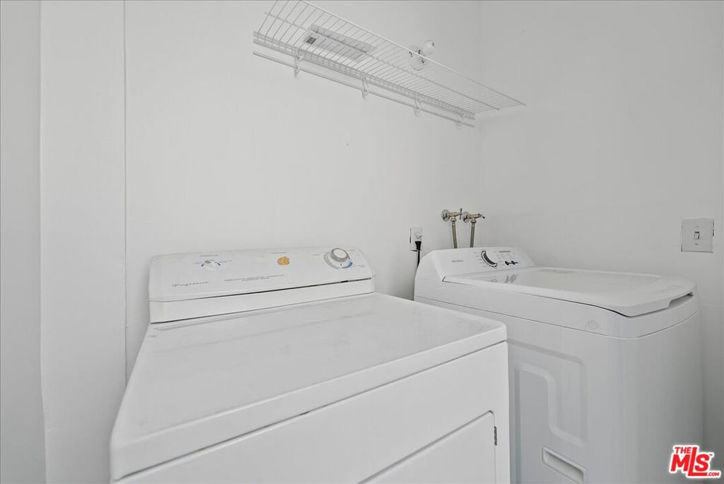 721 Beloit Avenue Property Photo 16