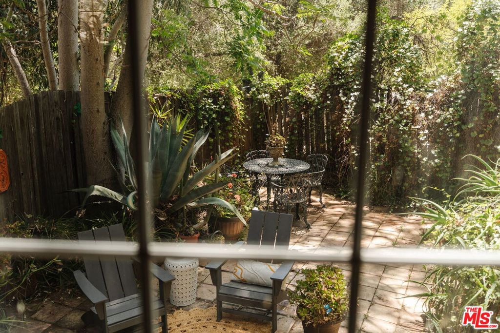 437 Short Trail Property Photo 51