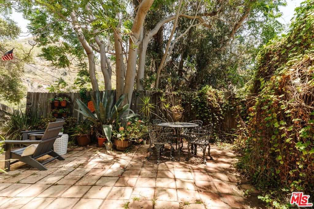 437 Short Trail Property Photo 53