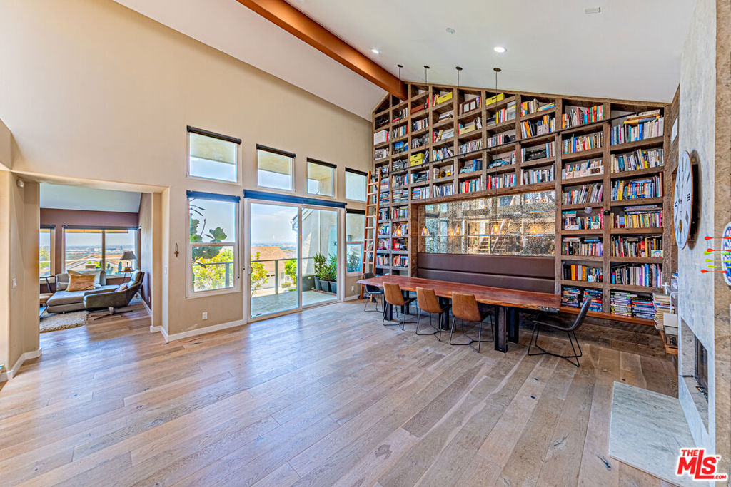 6 Sirius Property Photo 2