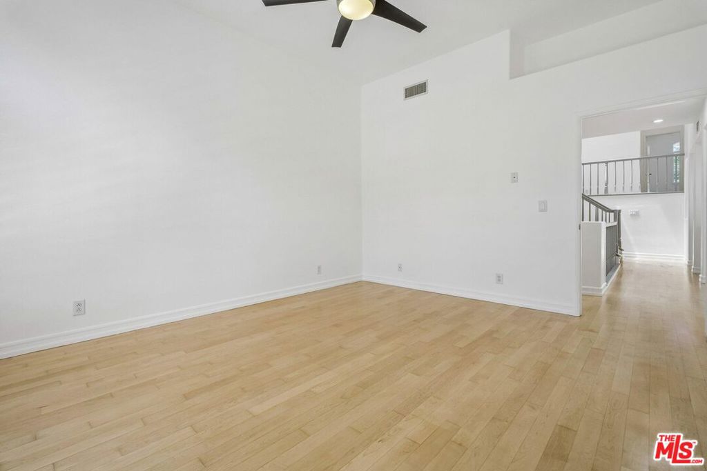 1007 Sunset Oak Circle Property Photo 21