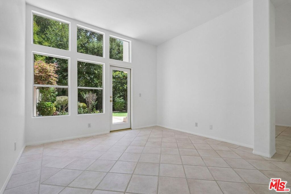 1007 Sunset Oak Circle Property Photo 40