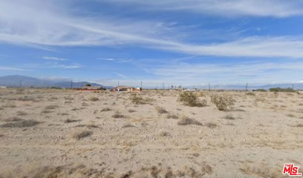 2481 Shore King Avenue Property Photo 1