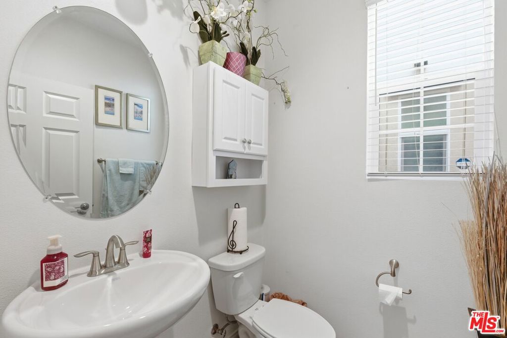 22820 W Olive Way Property Photo 11
