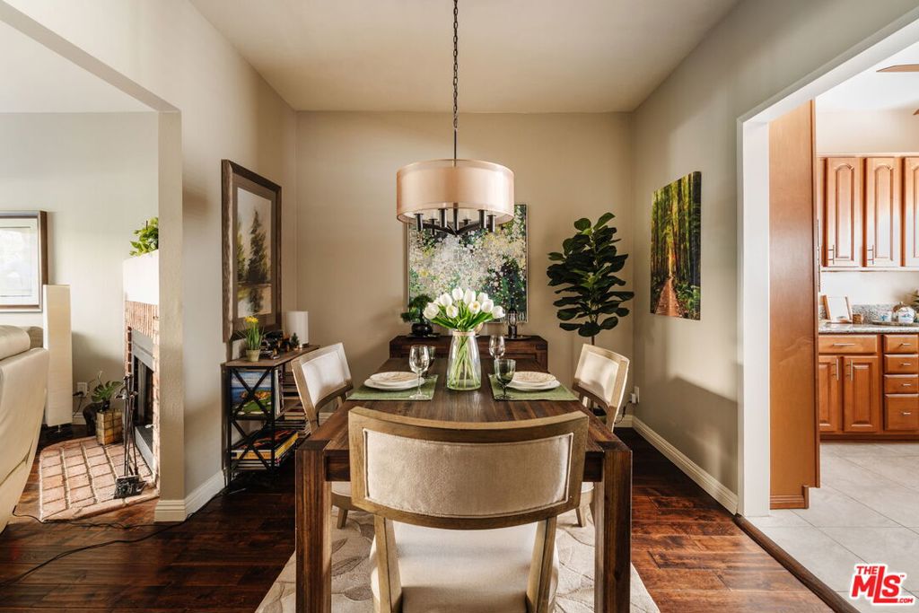 15023 Sherman Way E Property Photo 10