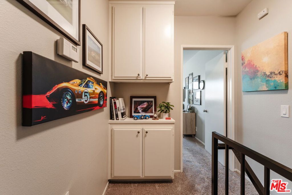 15023 Sherman Way E Property Photo 30