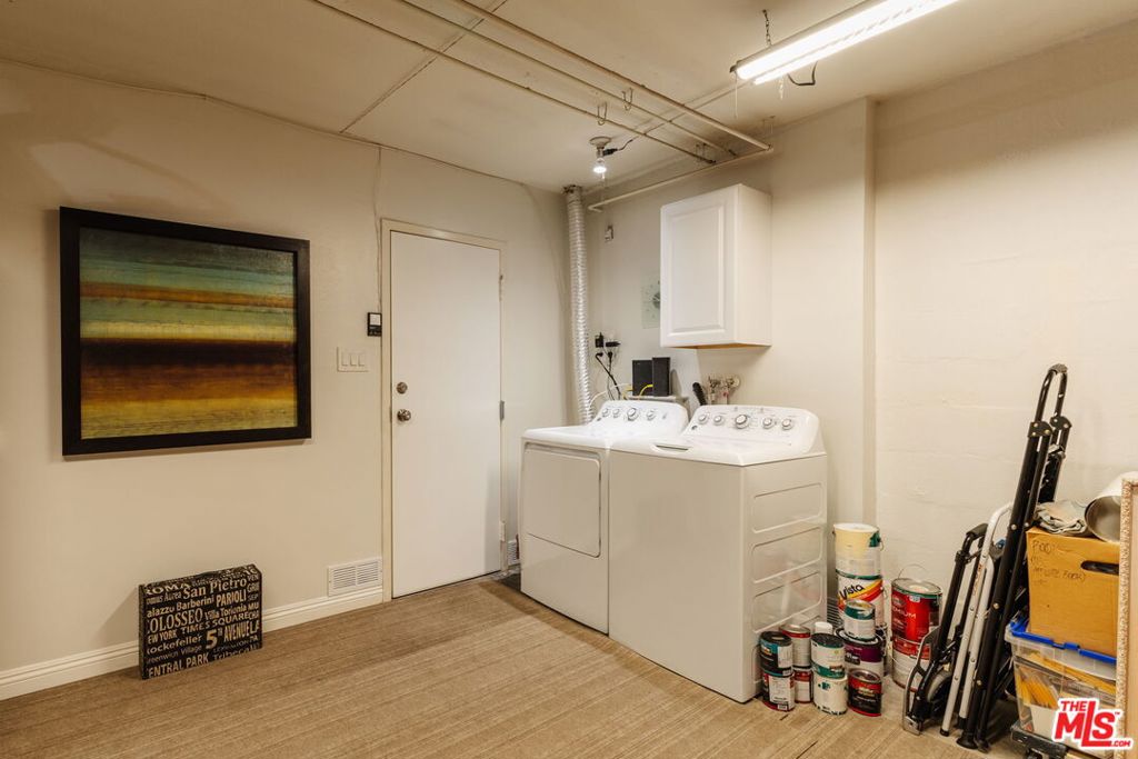 15023 Sherman Way E Property Photo 38