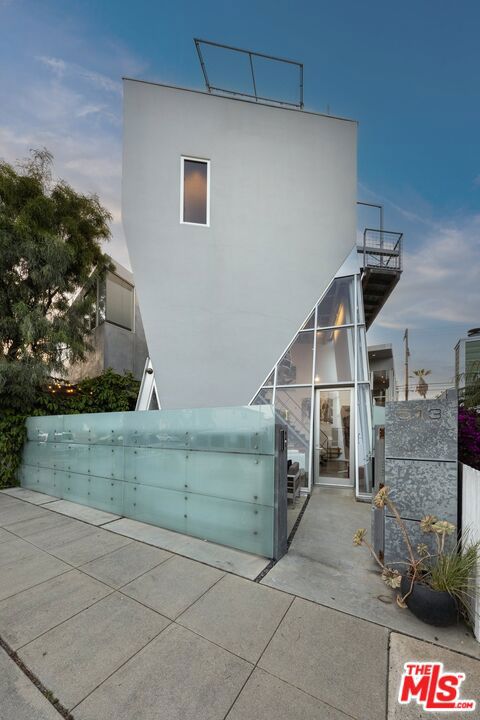 513 Grand Boulevard Property Photo 61