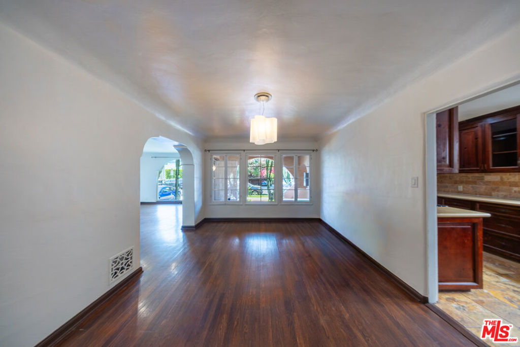 8230 Blackburn Avenue Unit 1 Property Photo 4