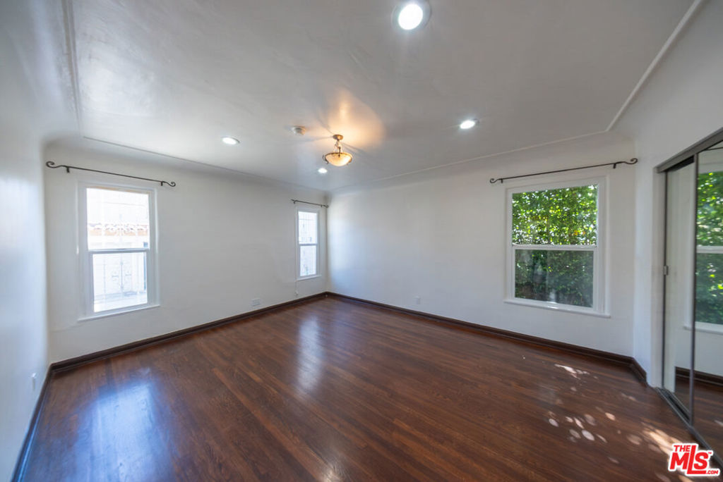 8230 Blackburn Avenue Unit 1 Property Photo 12