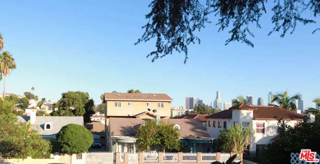 339 N Rampart Boulevard Property Photo 2