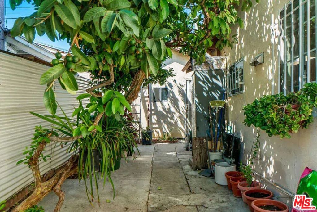 339 N Rampart Boulevard Property Photo 24