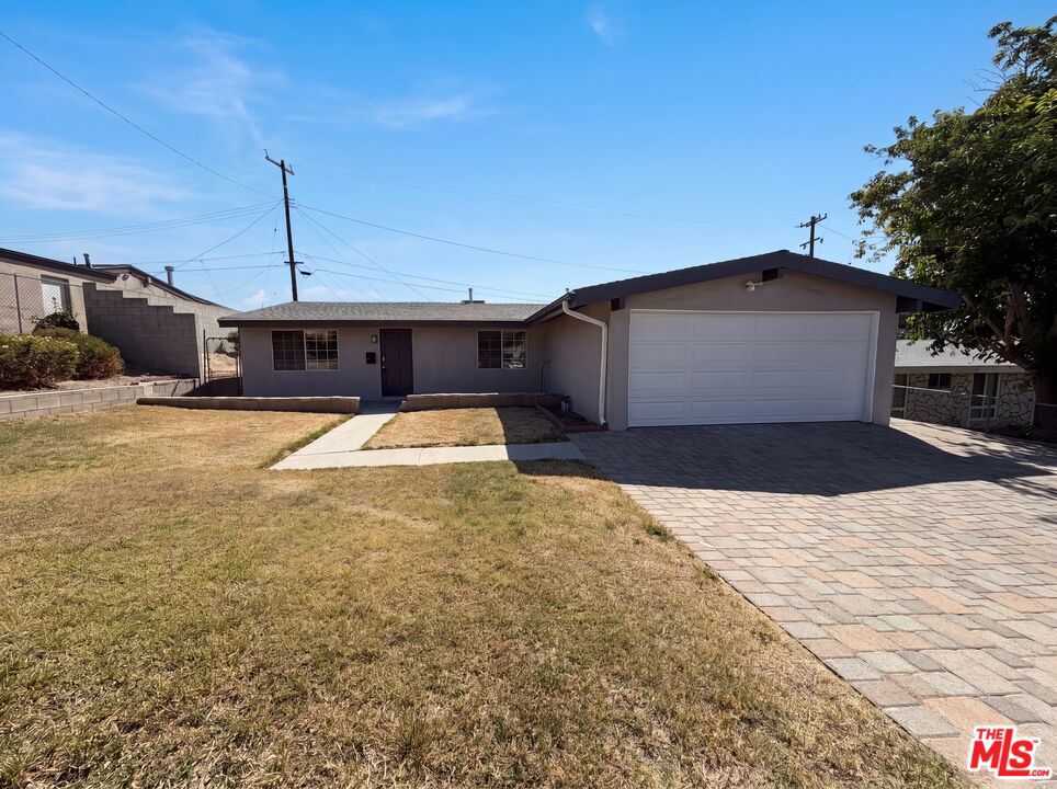 19016 Felbridge Street Property Photo 1