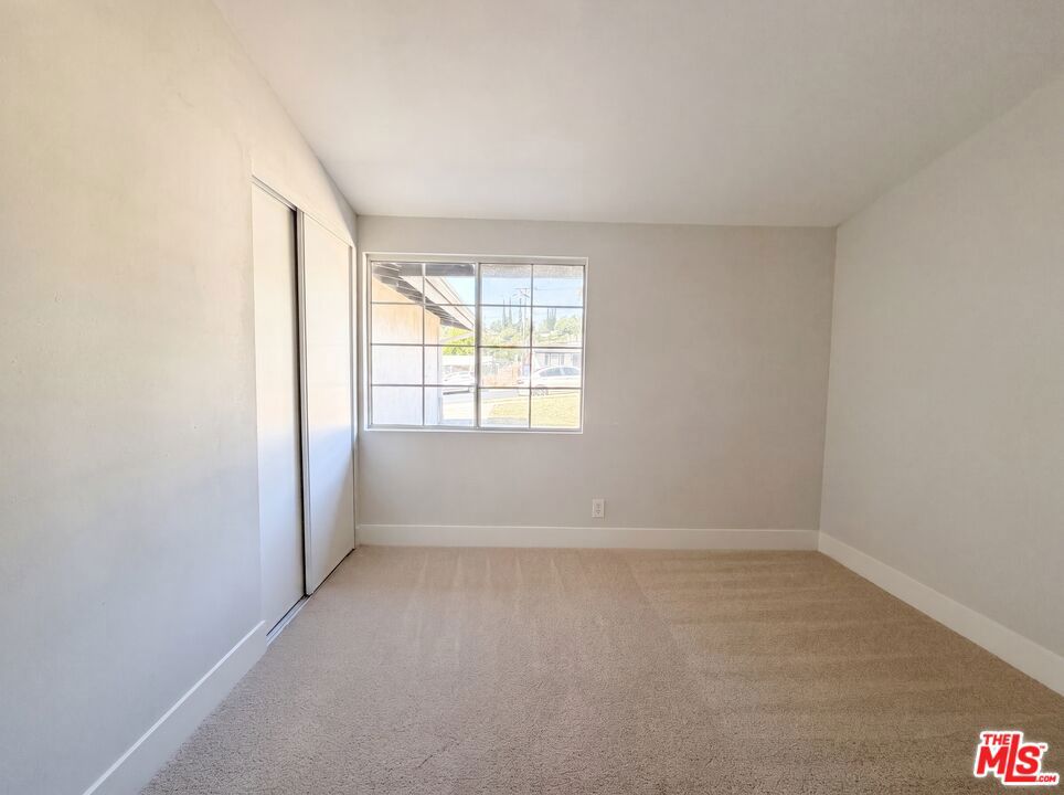 19016 Felbridge Street Property Photo 4