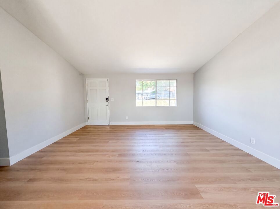 19016 Felbridge Street Property Photo 11
