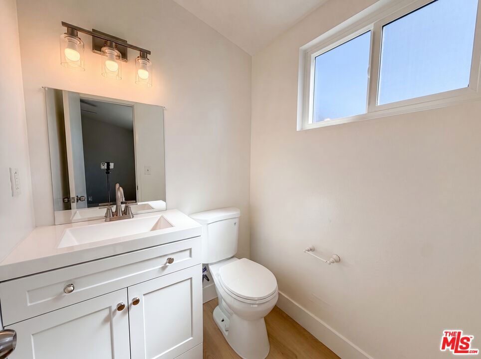 19016 Felbridge Street Property Photo 17