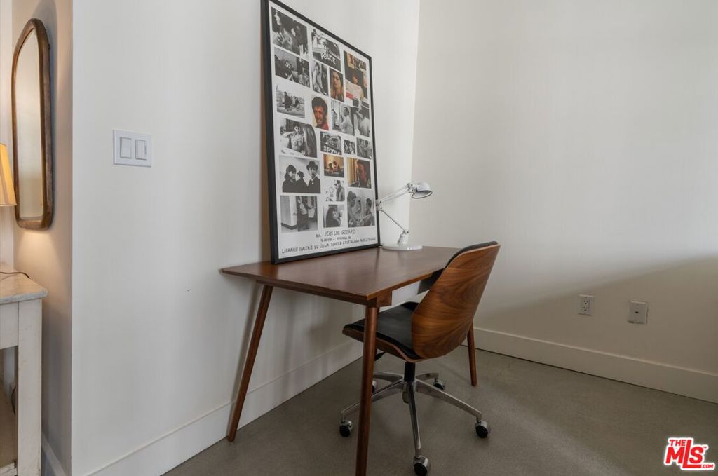 849 S Broadway 202 Property Photo 6