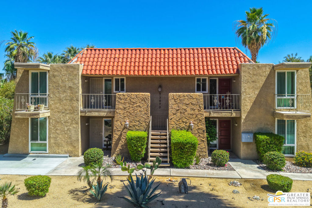 73970 Grapevine Street Property Photo 2