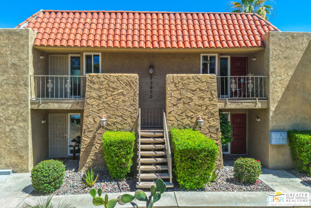 73970 Grapevine Street Property Photo 4