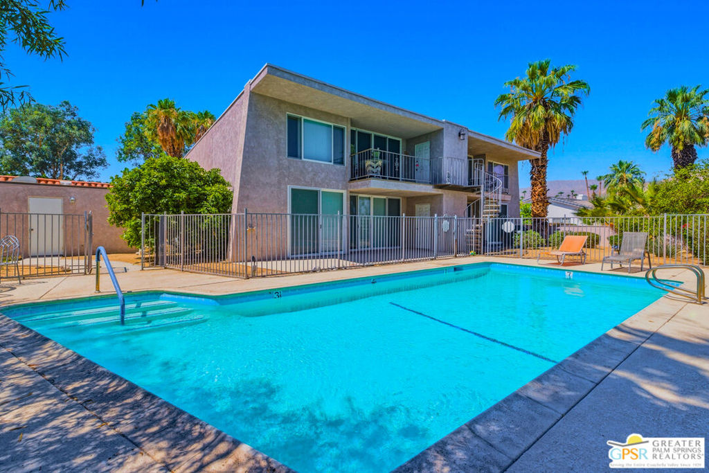 73950 Grapevine Street Property Photo 2