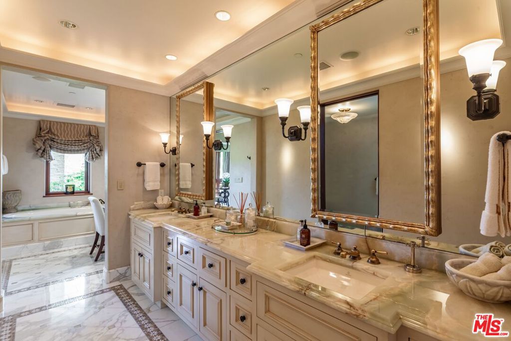 1101 Bel Air Place Property Photo 20