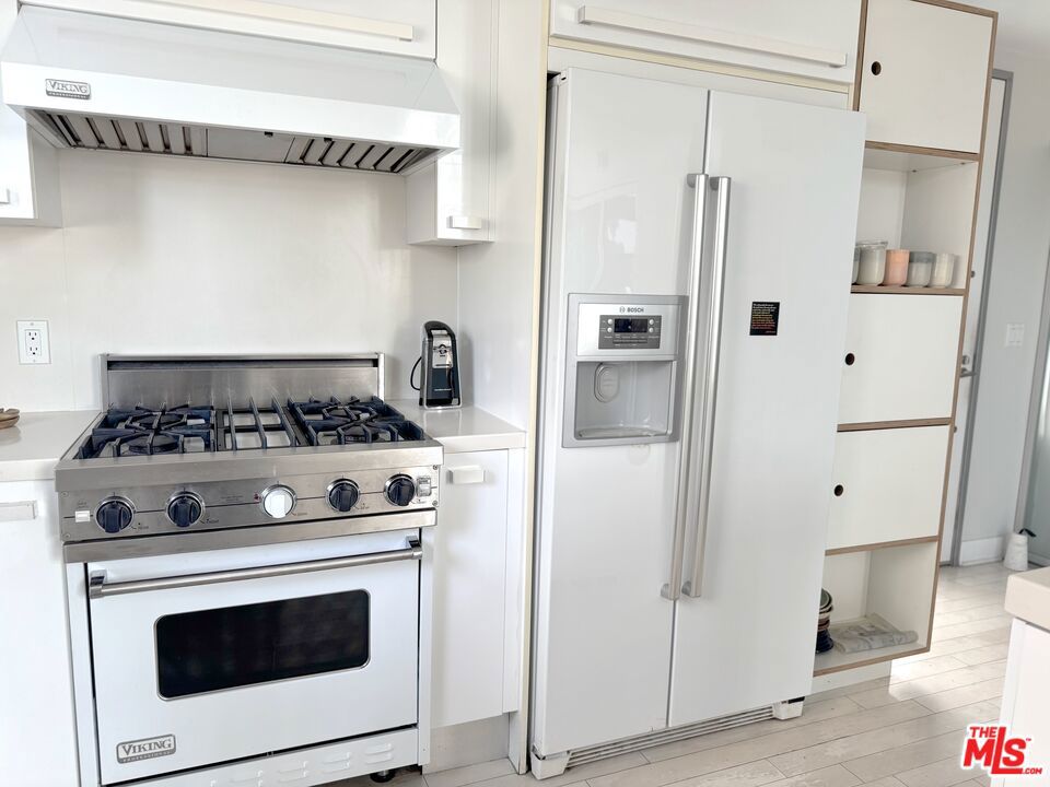 13326 Beach Avenue 203 Property Photo 7