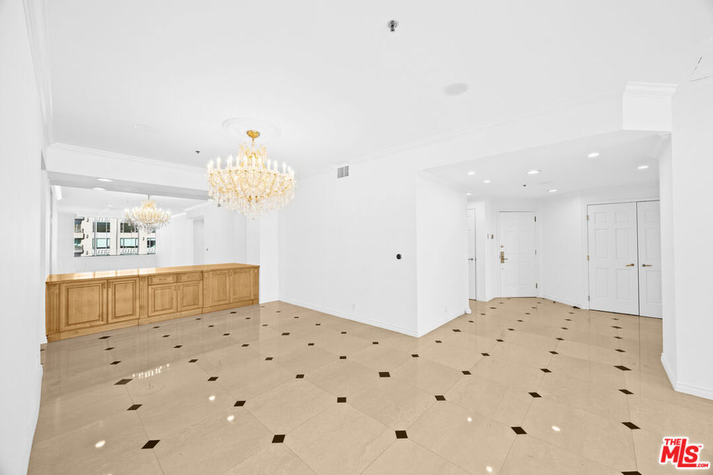 10724 Wilshire Boulevard Ph1505 Property Photo 5