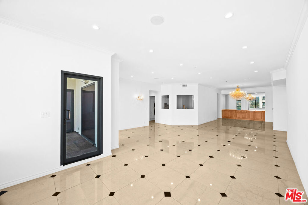 10724 Wilshire Boulevard Ph1505 Property Photo 7