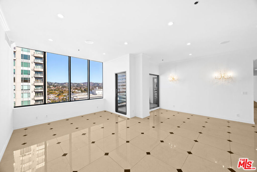 10724 Wilshire Boulevard Ph1505 Property Photo 12