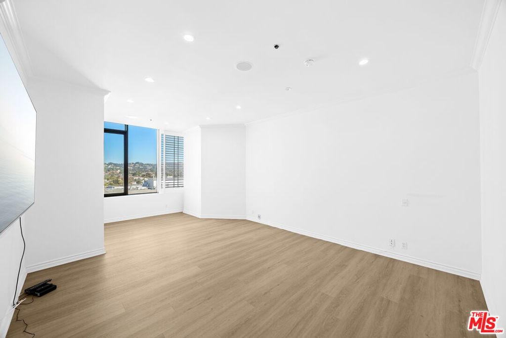 10724 Wilshire Boulevard Ph1505 Property Photo 24