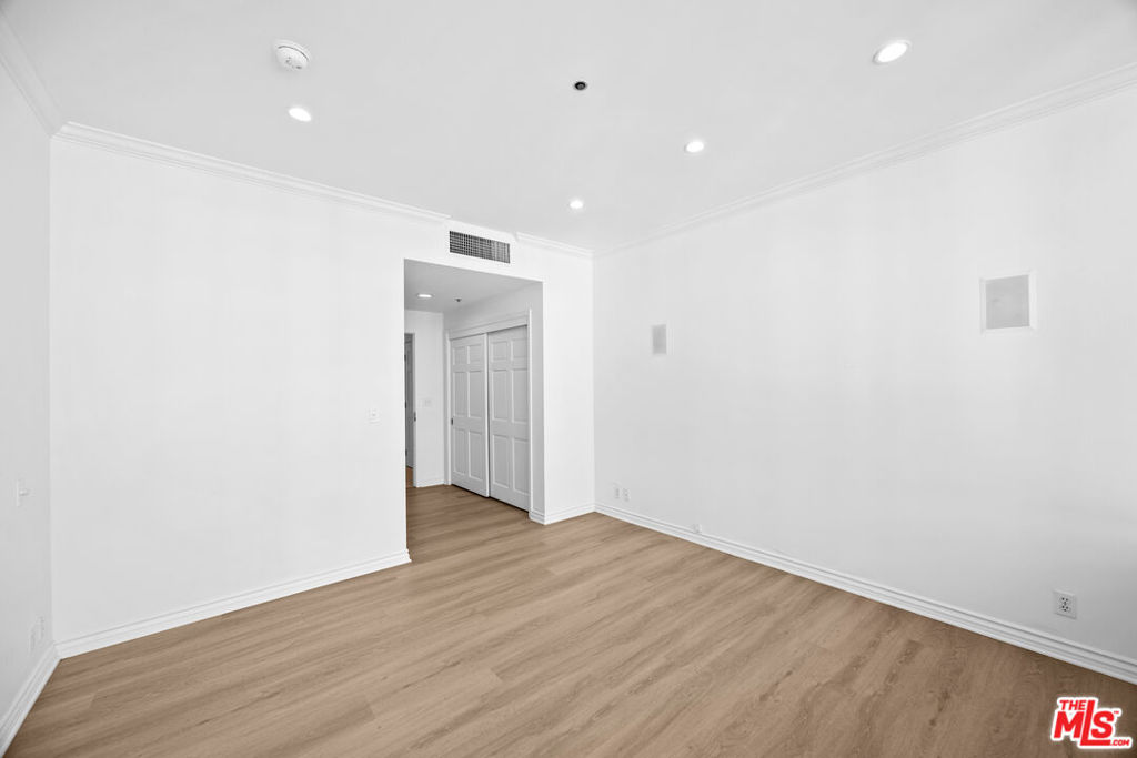 10724 Wilshire Boulevard Ph1505 Property Photo 36