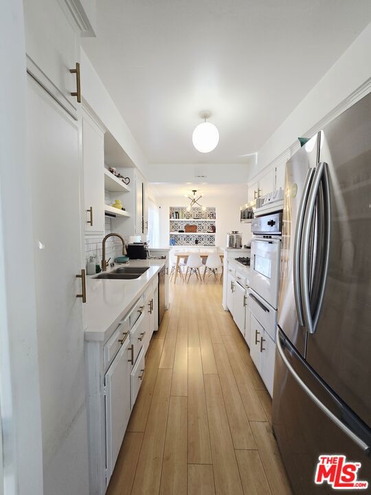 3338 Mentone Avenue Property Photo 13